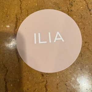 ILIA soft focus setting powder